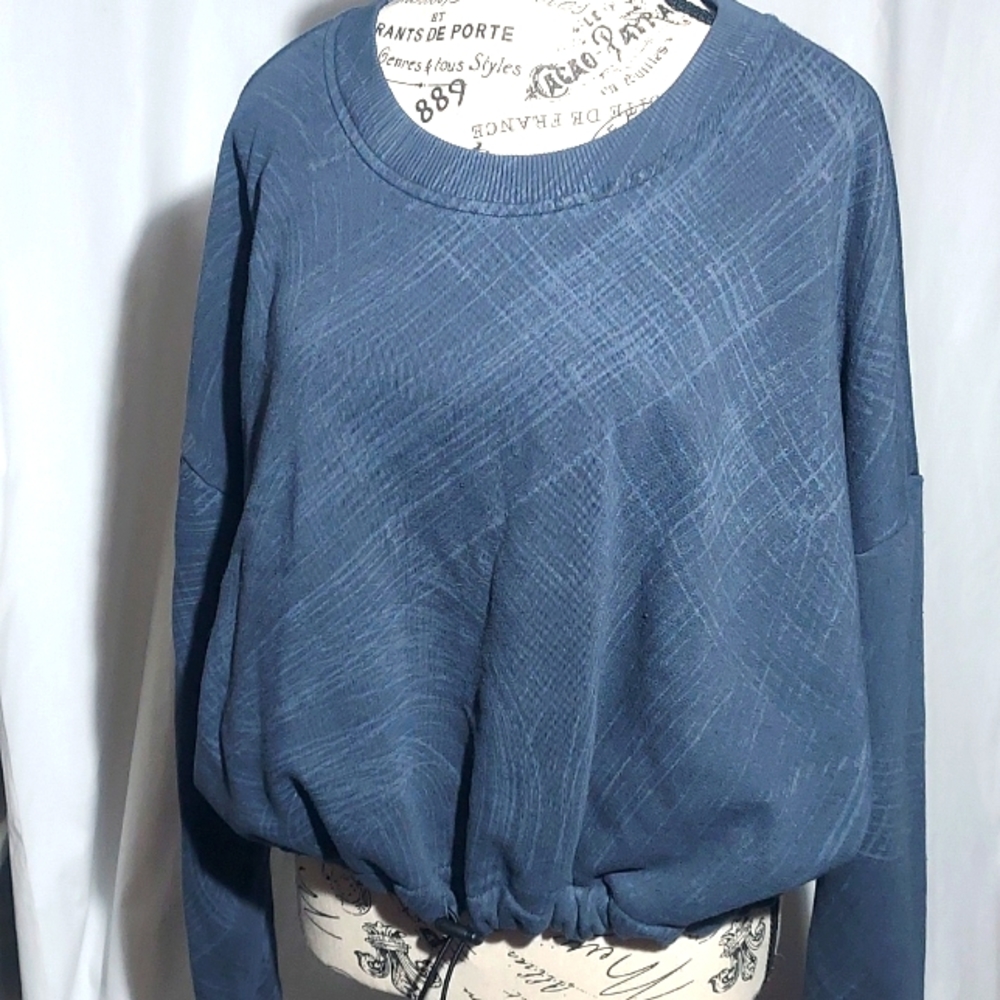 Ease of Motion cropped sweatshirt XL